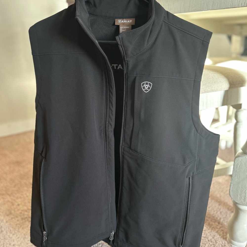 Ariat Men's Black Softshell Vest